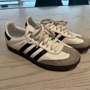 Adidas Samba